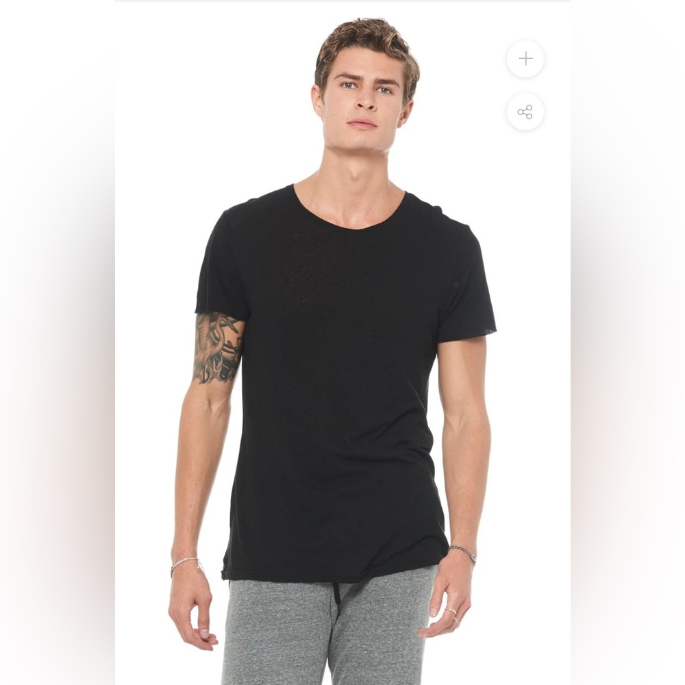 Relaxed Fit Men’s T-shirt from Mika James